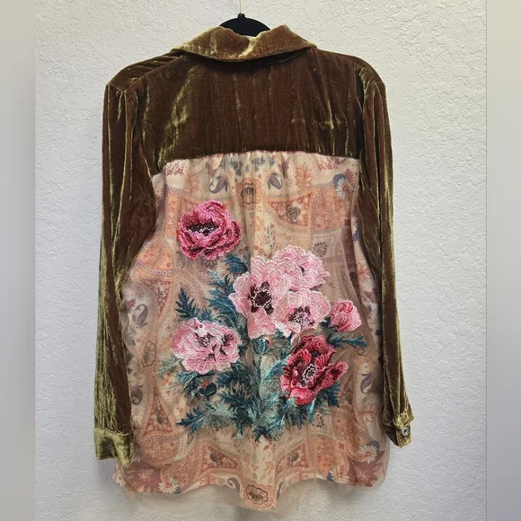 Aratta Silent Journey Velvet A Tulip Garden Jacket Size Small - Picture 11 of 12